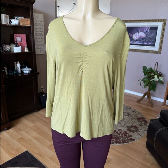 Valerie Seperstes light green 3/4 sleeves Vneck blouse-size XL - Picture 6 of 9